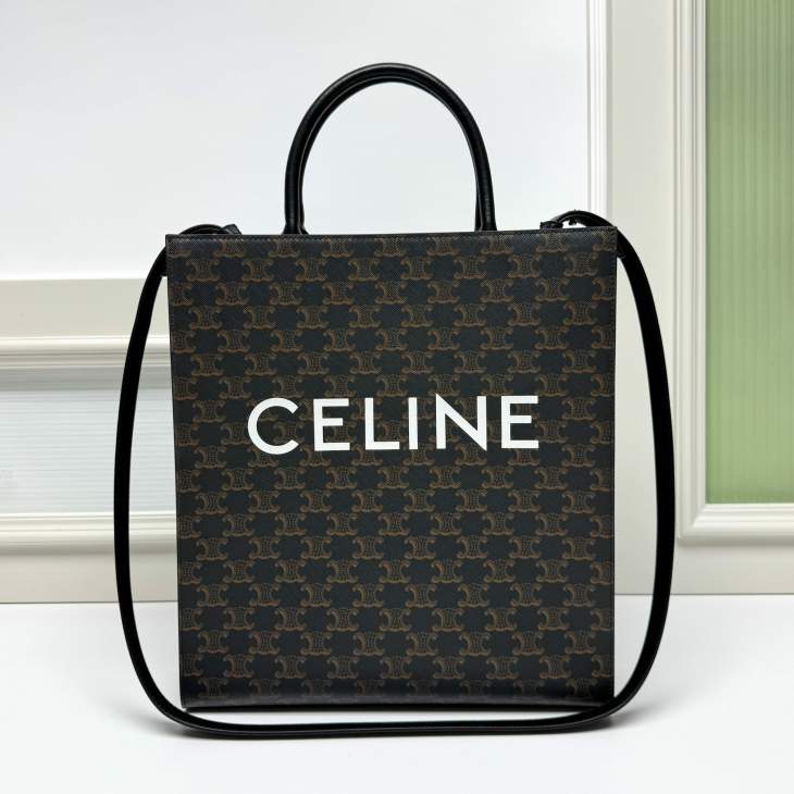 Picture of Celine Handbags _SKUfw225667622fw